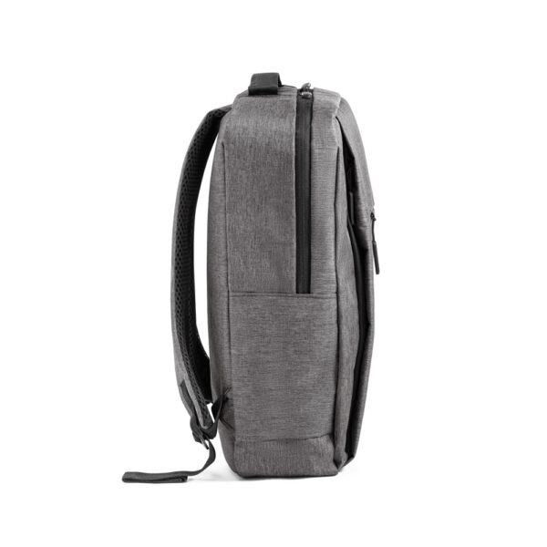 Mochila para notebook 15'6" em 300D - Brinde Corporativo Personalizado | Enova