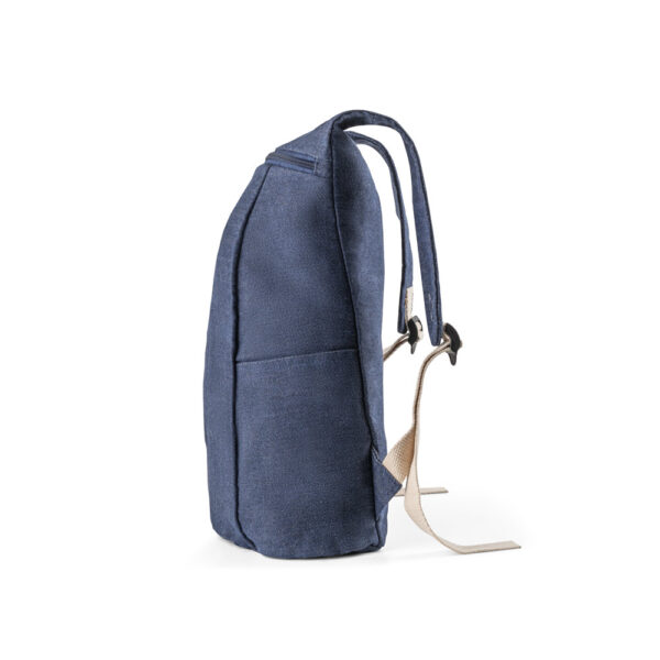 Mochila casual em denim reciclado (300 g/m²) - Brinde Corporativo Personalizado | Enova
