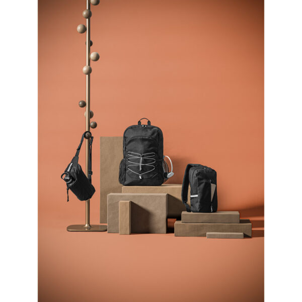 Mochila para notebook em 300D poliéster reciclado e 600D poliéster reciclado 15'6" - Brinde Corporativo Personalizado | Enova