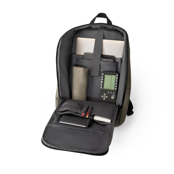 Mochila para notebook em 600D, poliéster reciclado (100% rPET), de alta densidade, com revestimento resistente à água 16" - Brinde Corporativo Personalizado | Enova