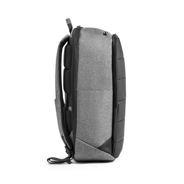Mochila para notebook em 300D - Brinde Corporativo Personalizado | Enova