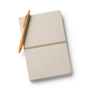 Caderno A5 em linho (230 g/m²) com páginas pautadas - Brinde Corporativo Personalizado | Enova