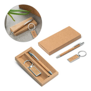 Kit esferográfica e chaveiro em metal com acabamento em cortiça - Enova Brindes Personalizados