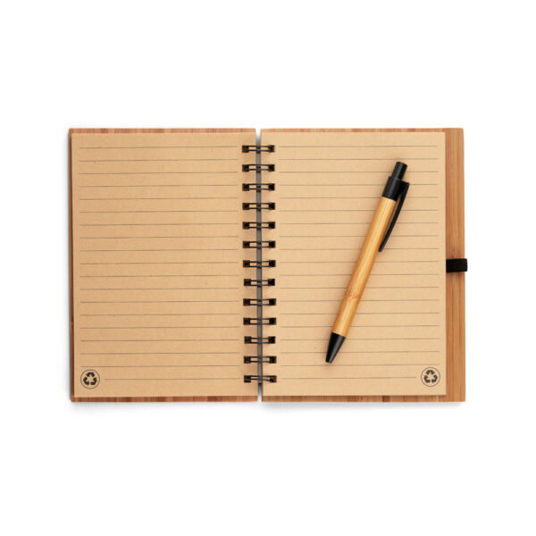 Caderno A5 em bambu com páginas pautadas recicladas - Brinde Corporativo Personalizado | Enova