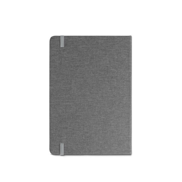 Caderno A5 em tecido poliéster 100% reciclado (100% rPET) com folhas pautadas - Brinde Corporativo Personalizado | Enova