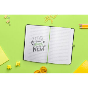 Caderno A5 em c.sintético com páginas pautadas - Brinde Corporativo Personalizado | Enova
