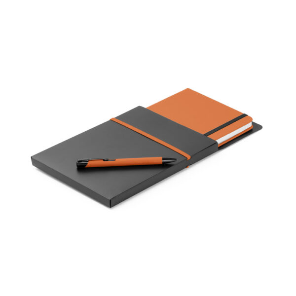 Kit de caderno A5 e esferográfica - Brinde Corporativo Personalizado | Enova