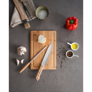 Kit churrasco em estojo de PU e 210D com tábua em bambu e 7 utensílios em aço inox e madeira de seringueira - Brinde Corporativo Personalizado | Enova
