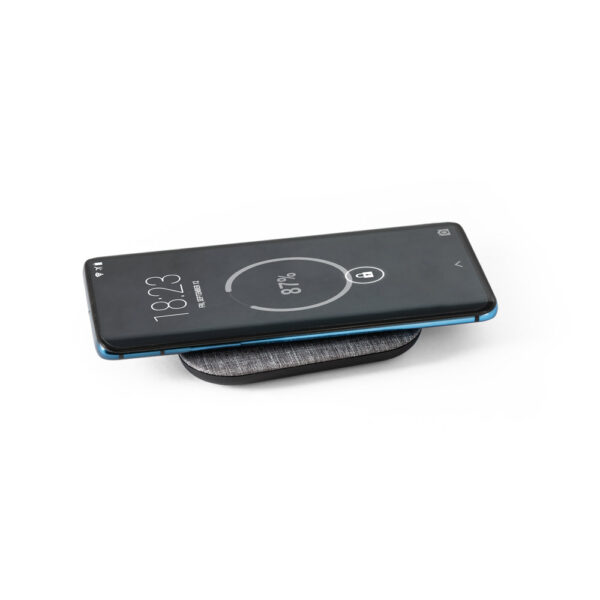 Carregador wireless em PET 100% reciclado - Brinde Corporativo Personalizado | Enova