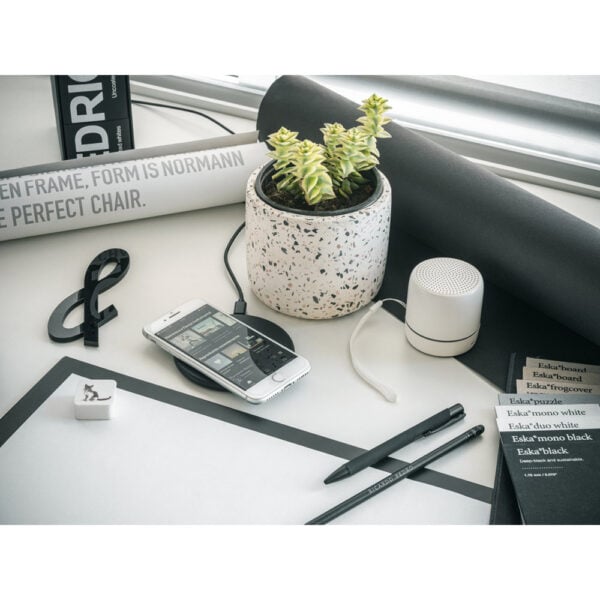 Caixa de som portátil em ABS 100% reciclado com faixa LED exterio - Brinde Corporativo Personalizado | Enova