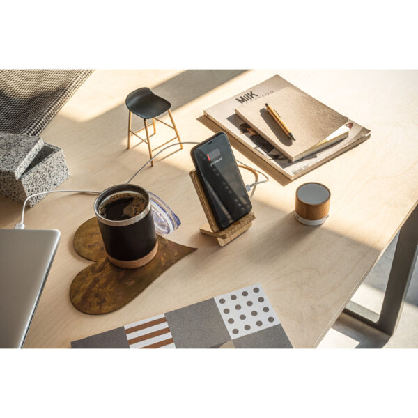 Carregador wireless super rápido e suporte em bambu para smartphone 10 W - Brinde Corporativo Personalizado | Enova