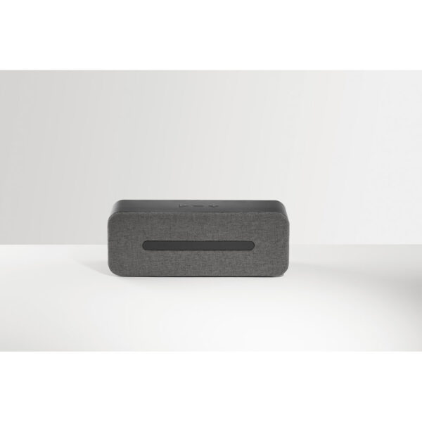 Caixa de som portátil com microfone em ABS - Brinde Corporativo Personalizado | Enova