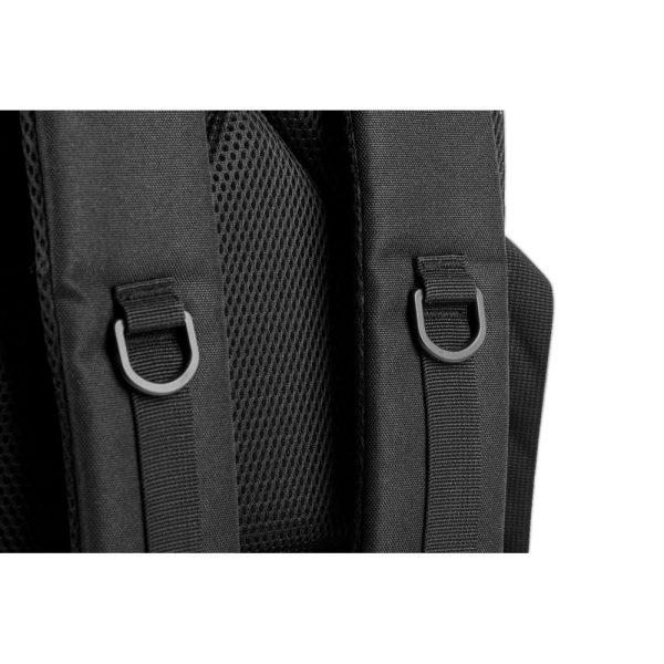 Mochila estilo militar em poliéster reciclado 600D, de alta densidade, com bolso para notebook 17.3" 21 L - Brinde Corporativo Personalizado | Enova