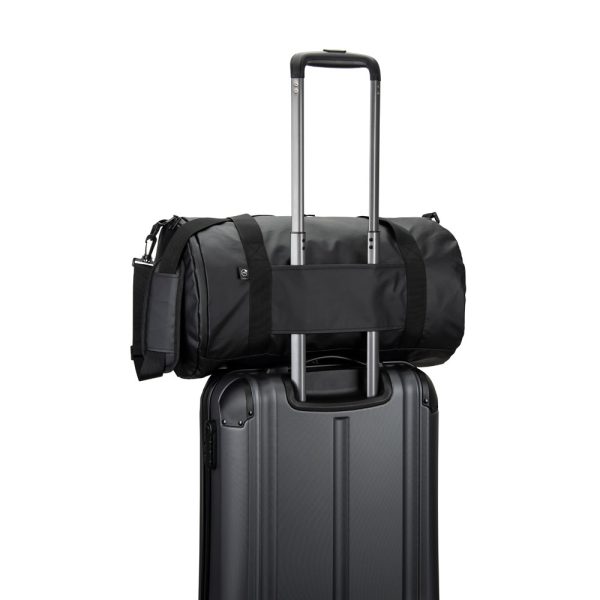 Bolsa esportiva em formato cilíndrico em poliéster reciclado 600D de alta densidade com compartimento lateral para sapatos 32 L - Brinde Corporativo Personalizado | Enova