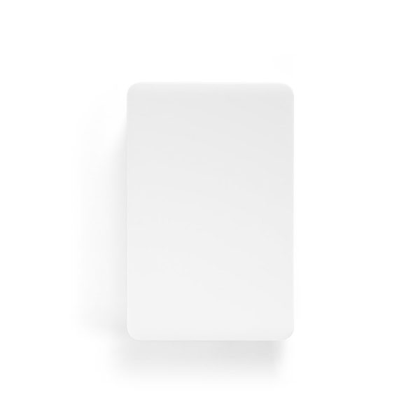Bateria portátil em ABS 100% reciclado, com cabo integrado e capacidade de 10'000 mAh - Brinde Corporativo Personalizado | Enova