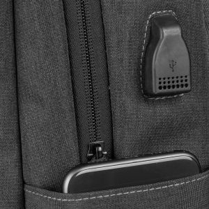 Mochila para notebook em Poliéster 600D e PU - Brinde Corporativo Personalizado | Enova