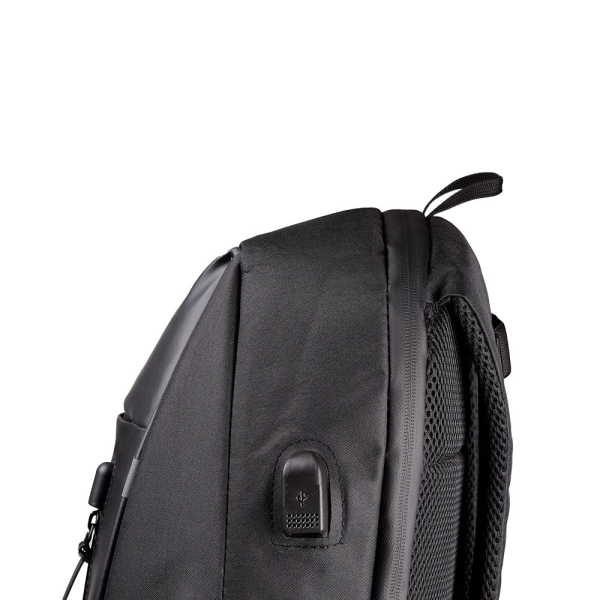 Mochila para Notebook em Poliéster e PU - Brinde Corporativo Personalizado | Enova