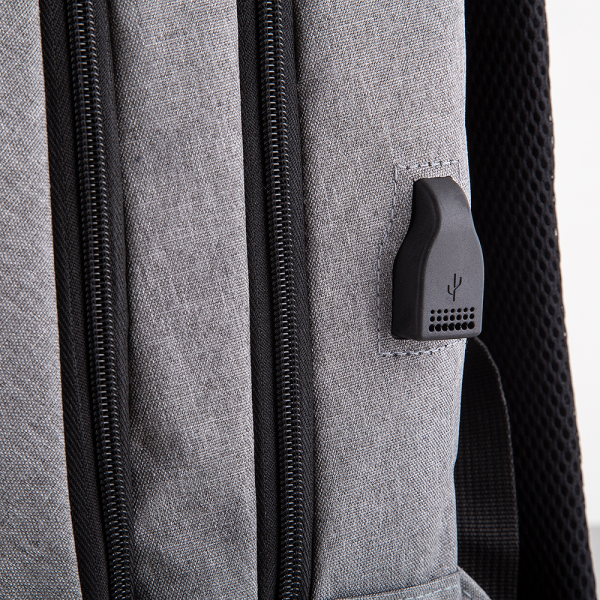 Mochila para Notebook em Poliéster e PU - Brinde Corporativo Personalizado | Enova