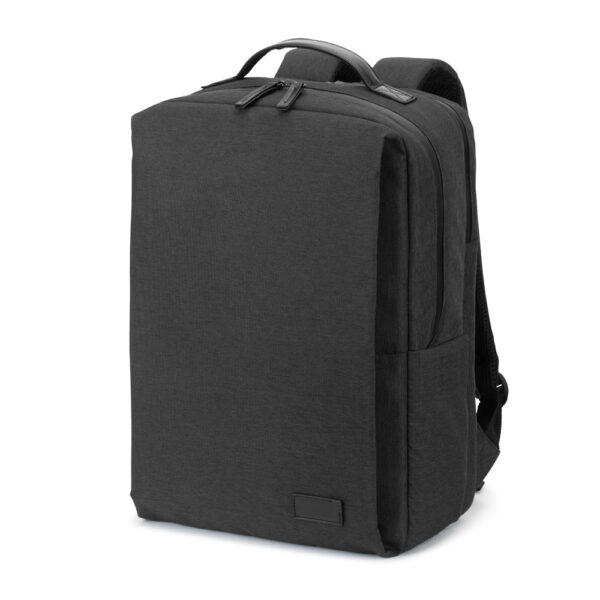 Mochila para notebook (17.3") em poliéster reciclado de alta densidade 600D (20L) - Brinde Corporativo Personalizado