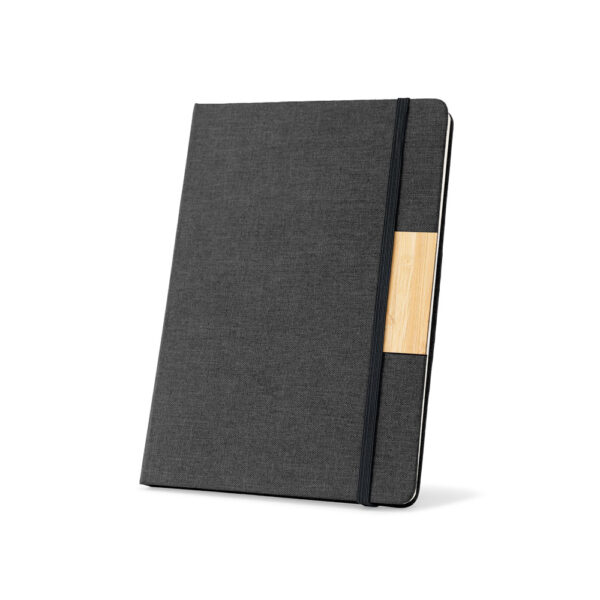 Kit com caderno A5 reciclado e caneta de bambu personalizado