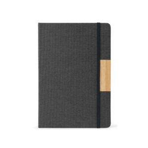 Kit com caderno A5 reciclado e caneta de bambu personalizado