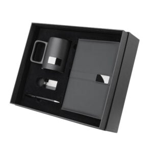 Kit escritório personalizado com caderno, caneca, caneta e chaveiro retangular