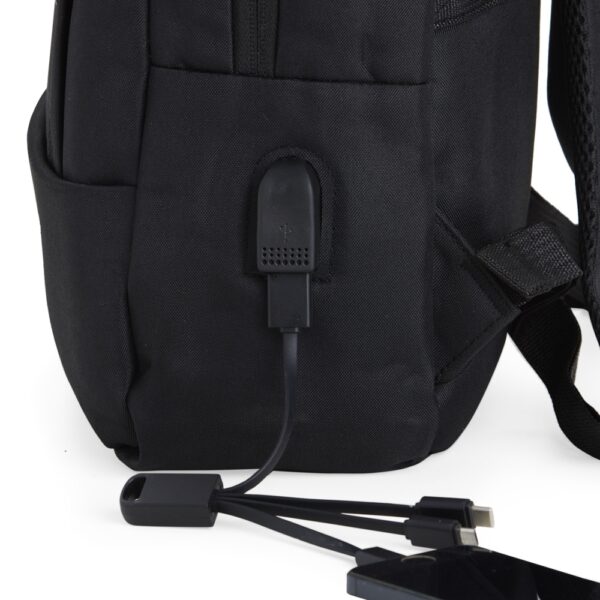 Mochila de Nylon 22L com Entrada USB
