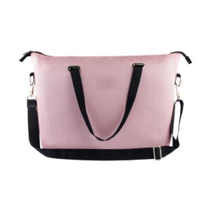 Bolsa esportiva e academia personalizada em tecido mesh rosa, vista ampla com alça de ombro