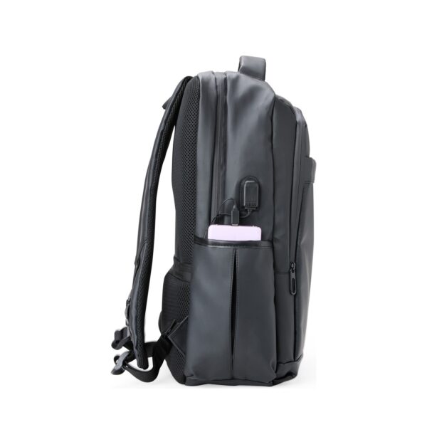 Mochila em Couro Sintético 26L com USB